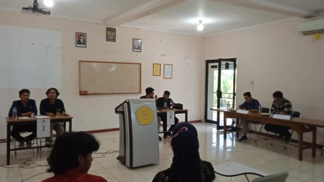 Debat Perdana Capresma dan Cawapresma STISIP Banten Raya Tahun 2024-2025, pada Selasa (28/05/2024).