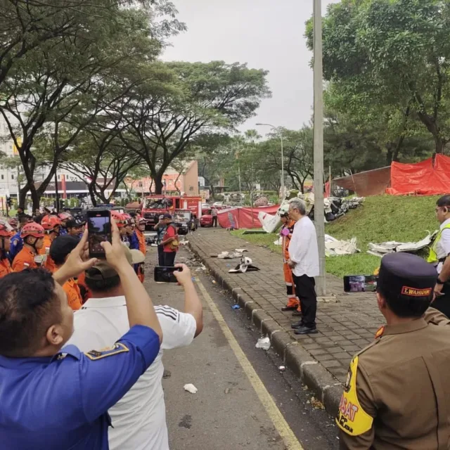 Pesawat Latih Jatuh di Tangsel, Benyamin Sampaikan Dukacita Mendalam