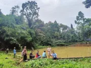 Rudianto, Kepala Desa Warungbanten tingkatkan kemampuan ketahanan pangan, pada Kamis (26/12/2024).