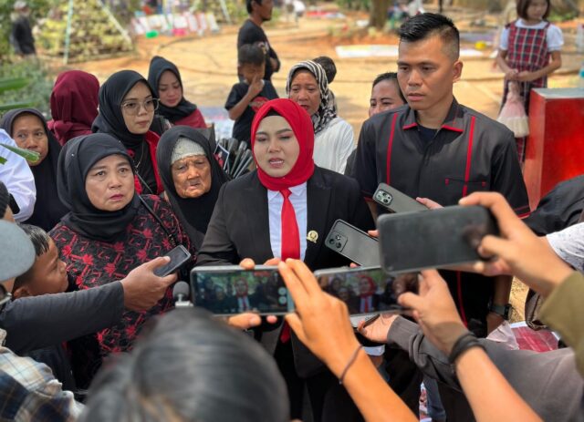 Tika Kartika Sari, Legislator DPRD Lebak Fraksi PDI Perjuangan kecam oknum guru pelecehan, pada Selasa (14/01/2025).