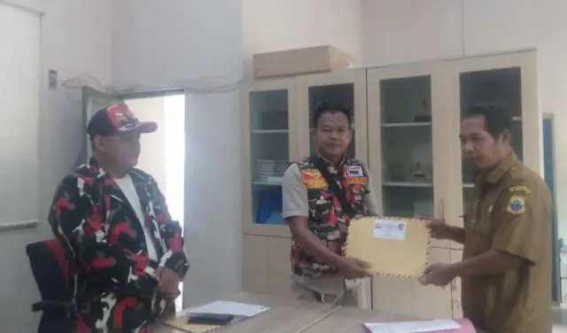 LMP Macab Lebak Iwan Tahapary melayangkan surat Audiensi ke Komisi II DPRD Lebak, pada Selasa 04/02/2025.